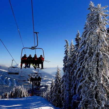 Kasimir Private Room 611, 612 Bukovel Exterior photo
